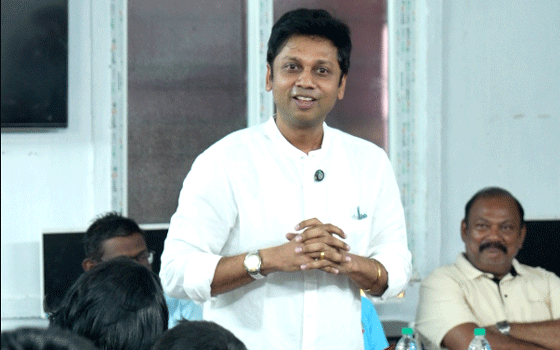 Venkatesh Pannirchelvan university seminar session